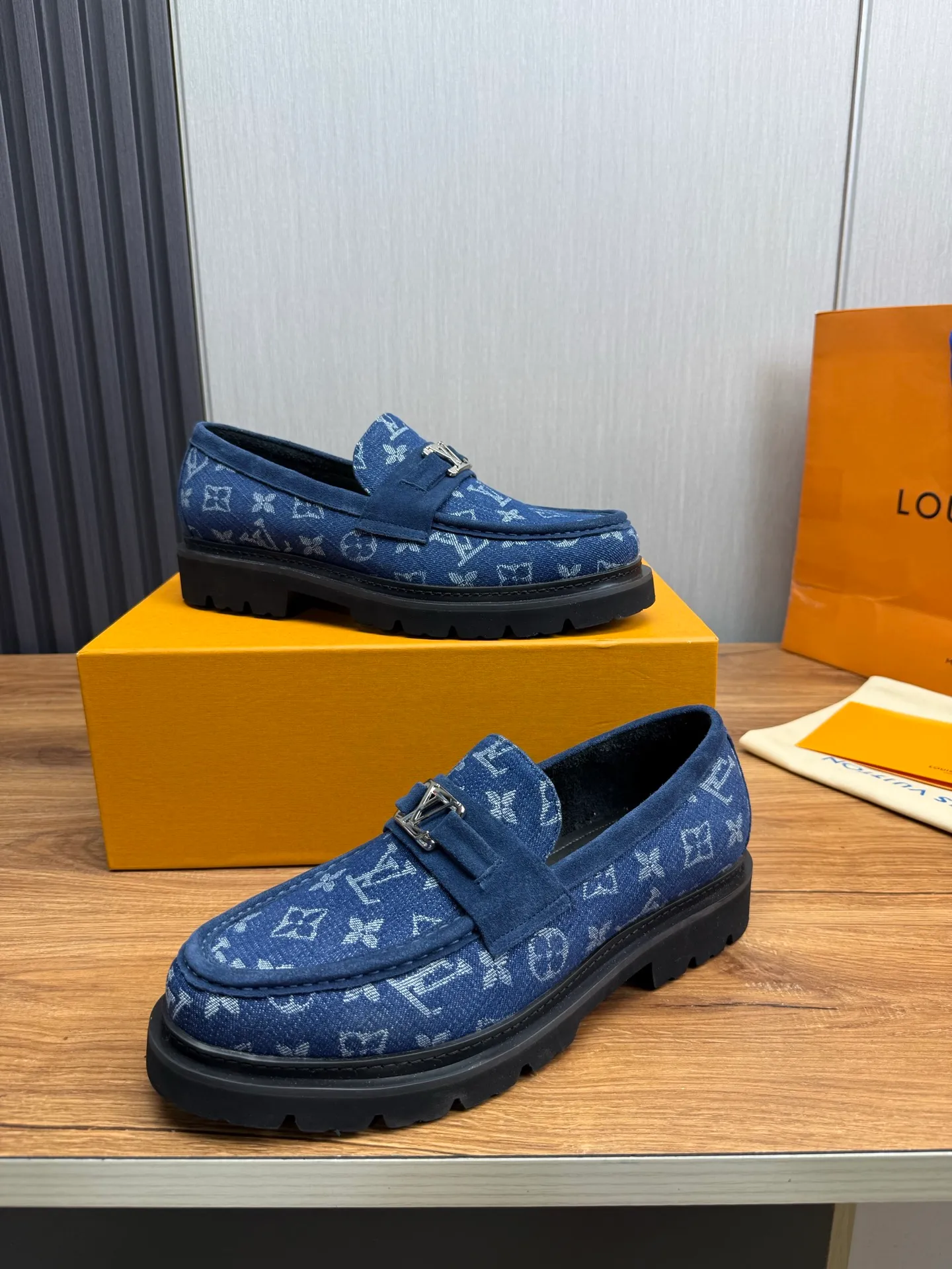 Factory 680💰 LV. Men's business casual leather shoes, all made of imported original brand leather, just to create a more comfortable wearing experience, original non-slip and wear-resistant outsole ✔️16-45 (38.45 non-returnable)